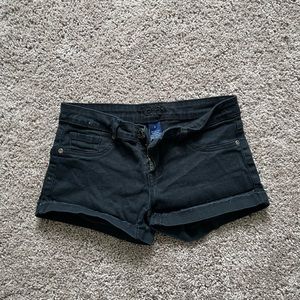 Reign shorts